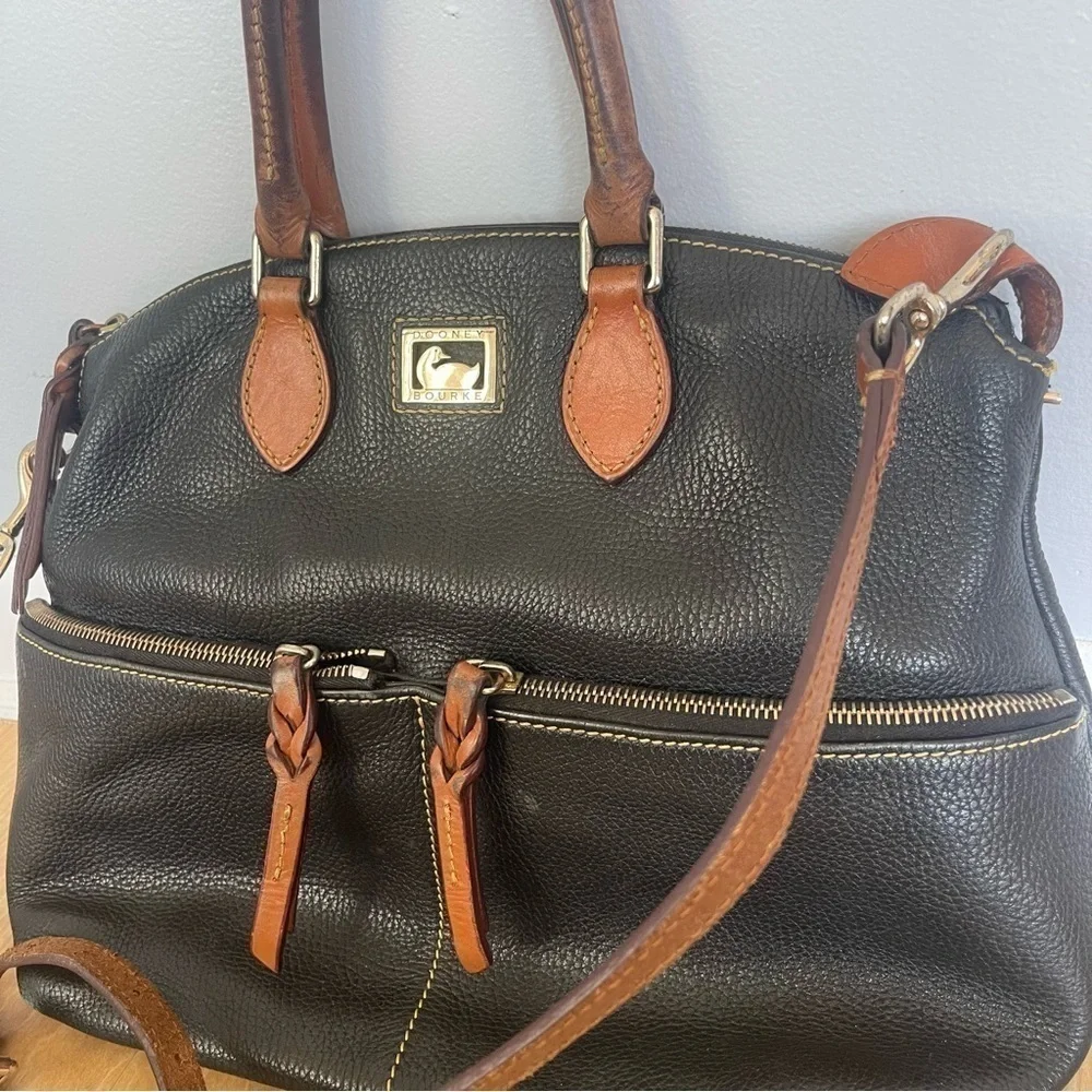 Dooney & Bourke Dillen Pebbled Leather Double Pockets Handbag Black Hobo Bag